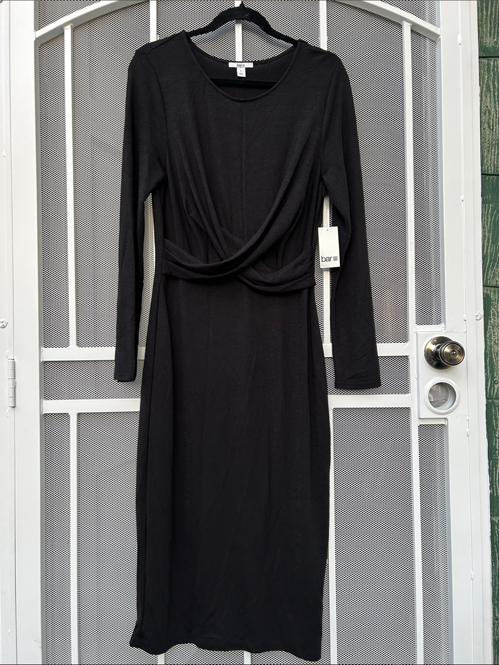 Black Long Sleeve Twist Front Midi Dress -